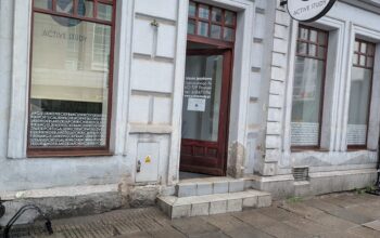 szkoła jezykowa budynek
